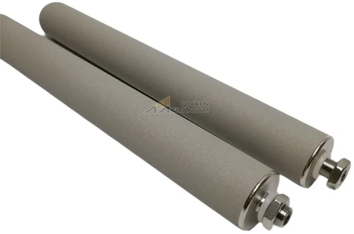 What are the benefits of using sintered metal candle filters?